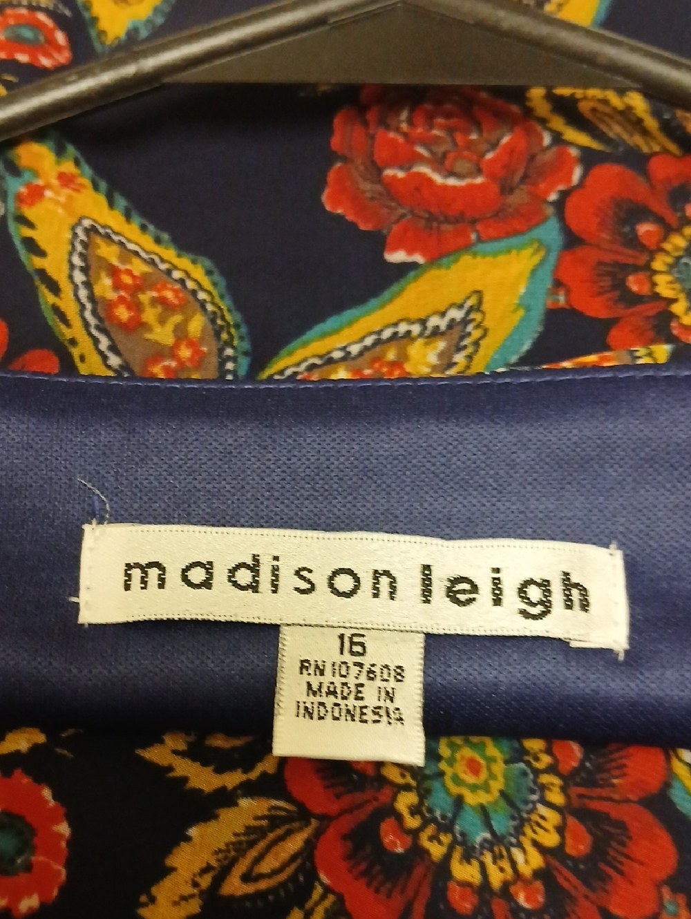 Madison Leigh Boho Chiffon Shift Dress with Split Sleeves Navy Plus Size 16. - Picture 10 of 13